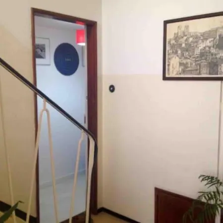 Excelente Localizacao Para Ate 3 Pessoas Oporto